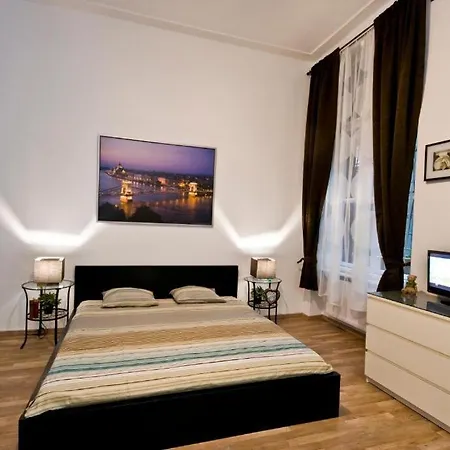Daphne Deluxe Апартаменты Будапешт