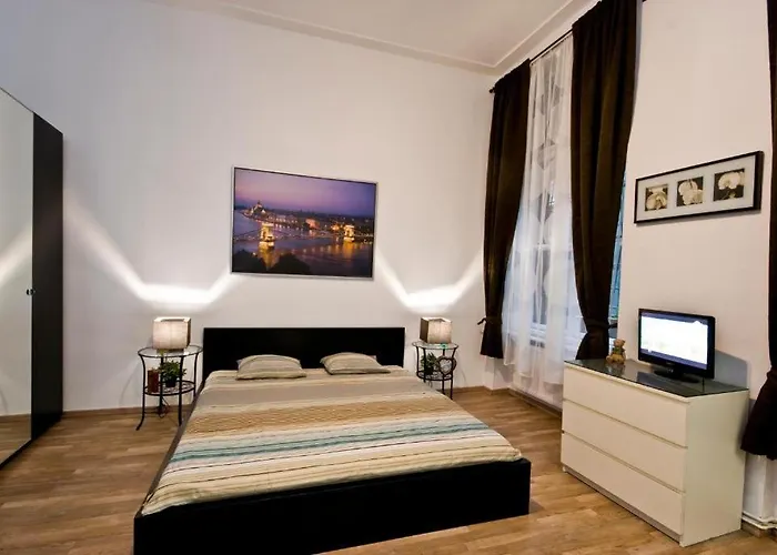 Daphne Deluxe Lägenhet Budapest