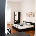 Daphne Deluxe Apartmán *